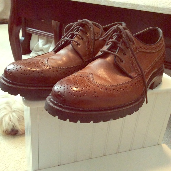 johnston and murphy brogues